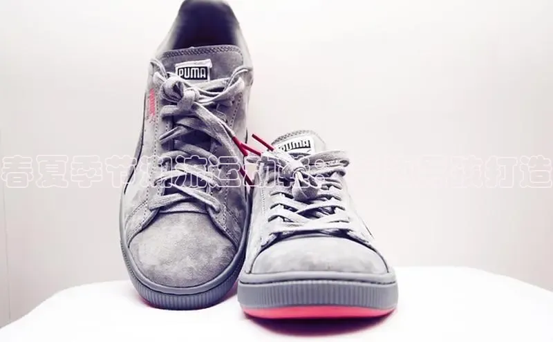 意昂体育入口文心一言春夏季节潮流运动鞋：专为男孩打造