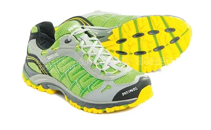 意昂体育搜索资源平台2024 年男士泡沫底爆款鞋：引领潮流的
舒适与时尚